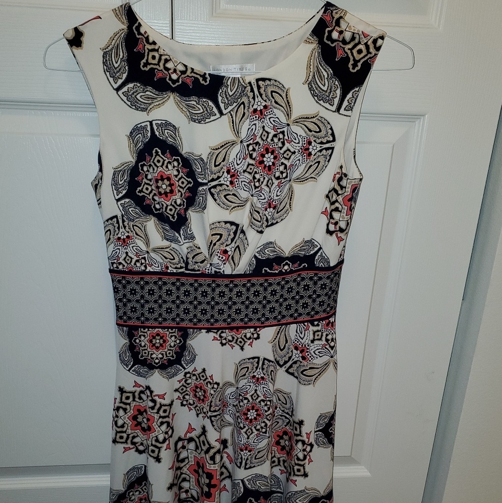 Dress Bundle Perfect Work Wardrobe adds - Picture 4 of 7